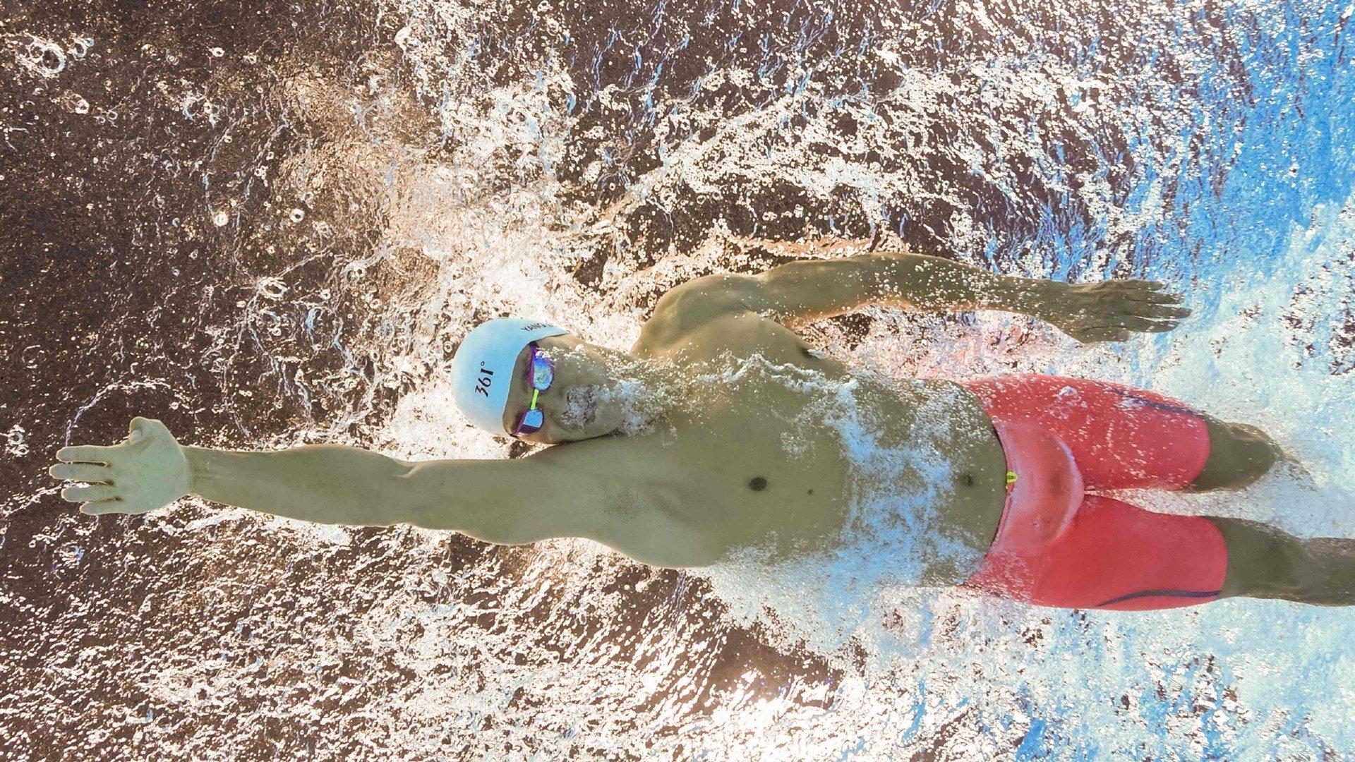 4-1大胜！C罗任意球世界波震撼全场，完美传射斩生涯第899球