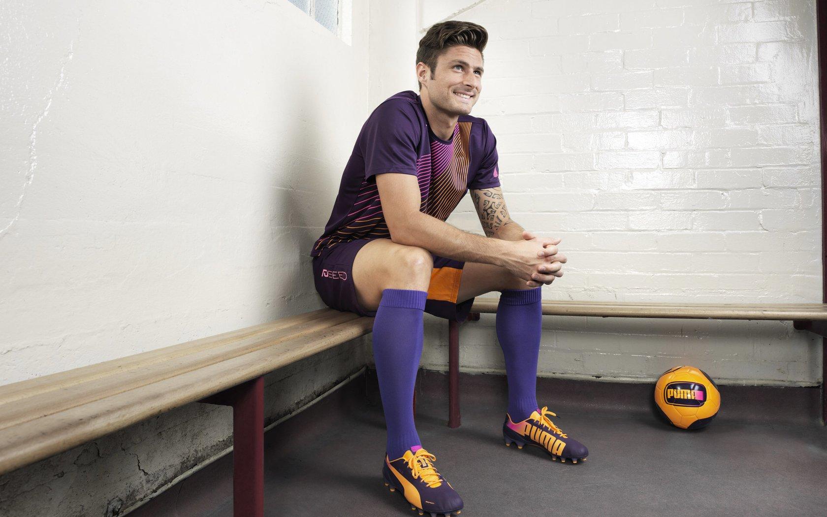 彻底撕破脸？世体，特尔施特根可能否决巴萨提交的医疗报告