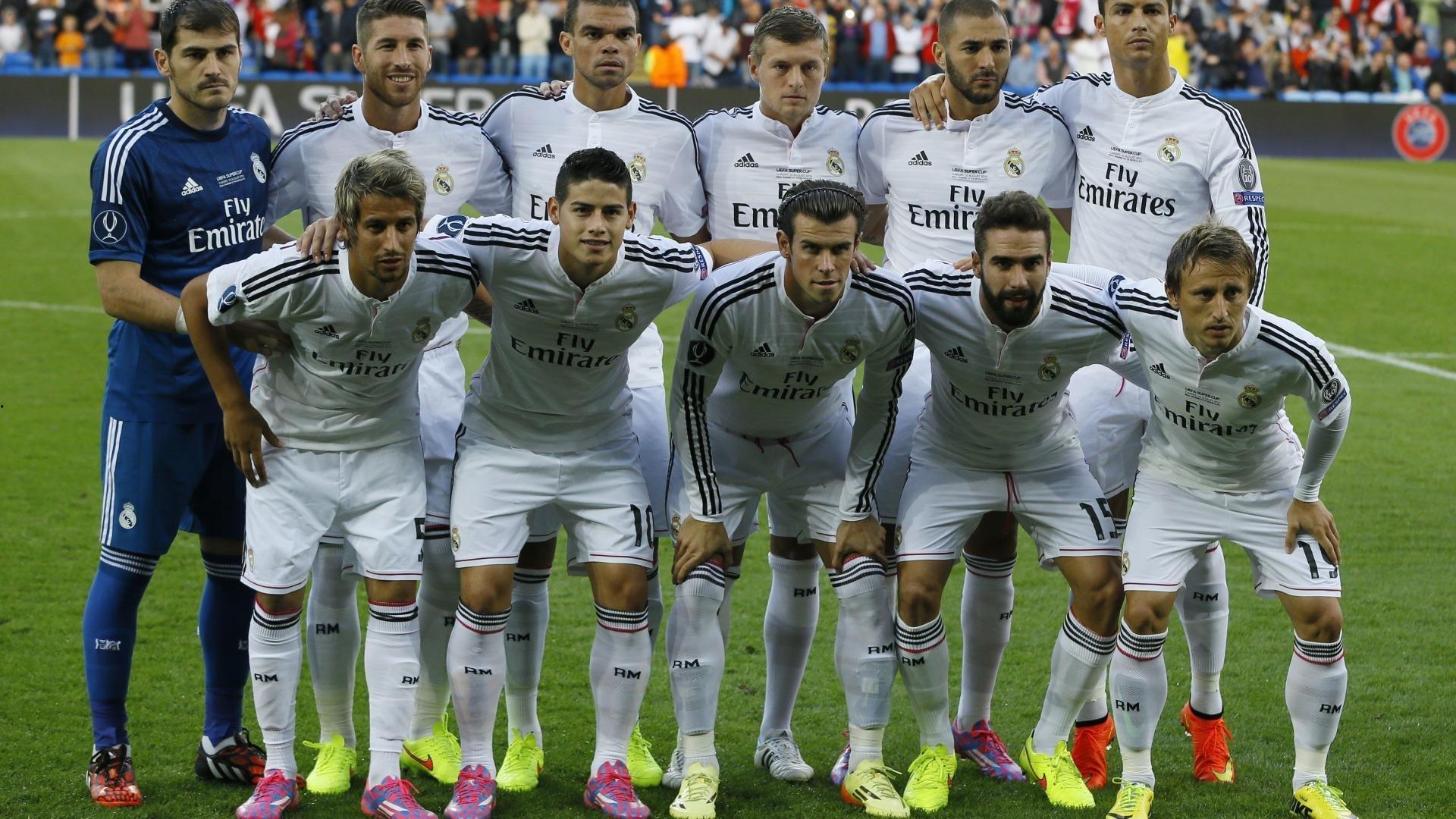 亚历山大-阿诺德重回安菲尔德遭狂嘘，忠诚与职业的足球辩证