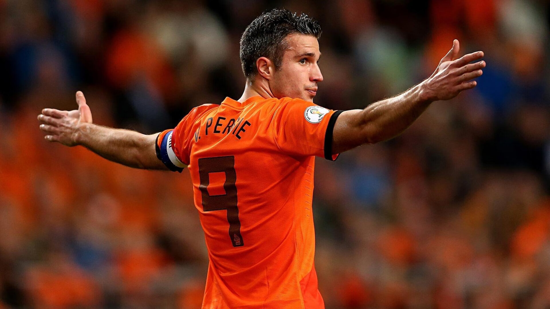 中国足协正式任命范普维尔德再度执掌技术总