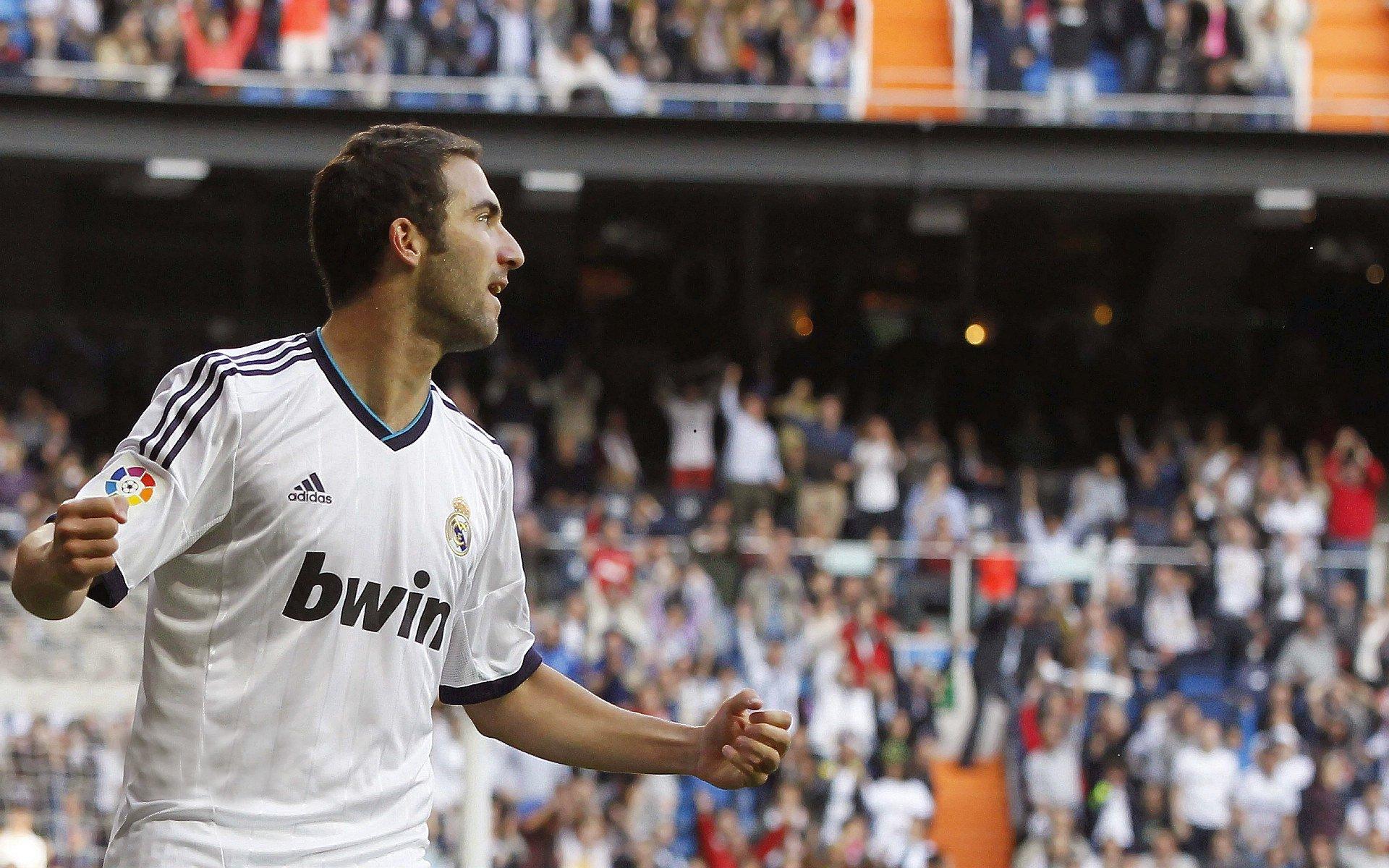 94分钟神扑单刀!霍安·加西亚生死时刻将1-1扑成2-0,巴萨惊险晋级